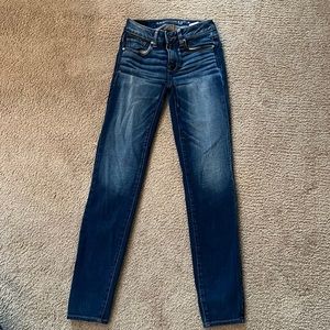 American Eagle Dark Wash Skinny Jeans/Jeggings, Size US 0